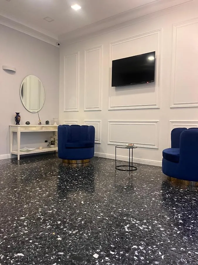 Oceania Hotels Napoli 43 Bed and breakfast