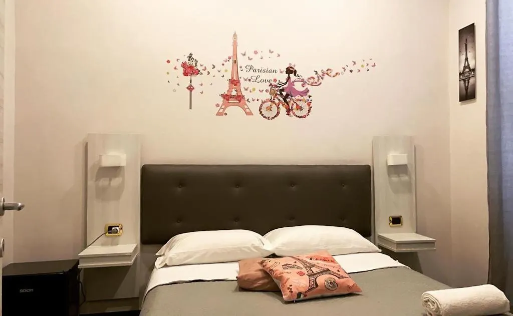 Oceania Hotels Napoli 43 0*, Nápoles Italia