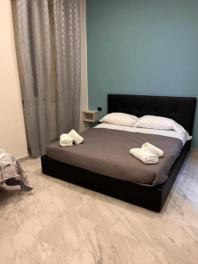 Oceania Hotels Napoli 43 Bed and breakfast Nápoles